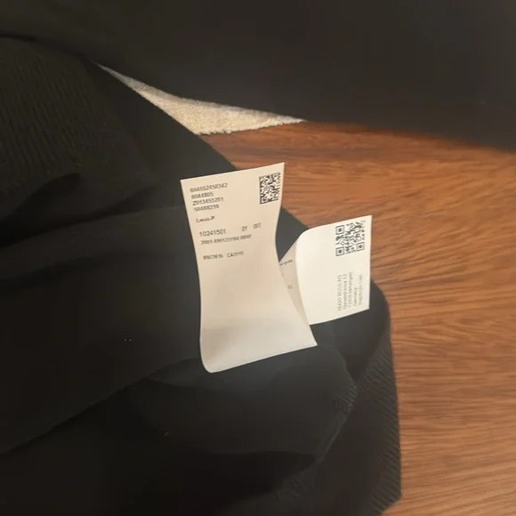 BOSS Slim Fit Black Merino Wool Crewneck Sweater - S - Picture 16 of 16